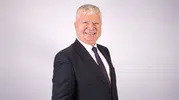 İzmir Büyükşehir Belediyesi'nde Başkanvekili Mustafa Özuslu Göreve Başladı