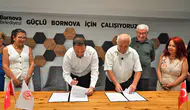 Bornova'da gümüş yıllar başlıyor: 60 yaş üstüne özel üniversite kapılarını açıyor