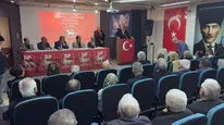 Demokrat Parti Dikili’de Gökhan Suyolcu Yeniden Başkan Seçildi