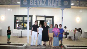 Menderes'te Başkan Vekili Şen'den  Beyaz Kafe Açılışı