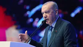 Erdoğan’dan Özgür Özel’e Sert Tepki: “Kiminle Savaştasınız?”