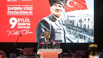 İzmir’de 9 Eylül Kutlamaları: Tugay'dan Özgürlük ve Cumhuriyet Vurgusu