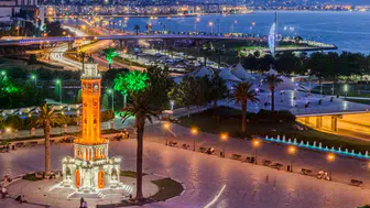 İzmir Saat Kulesi: 125 Yıl Boyunca Değişimin Tanığı
