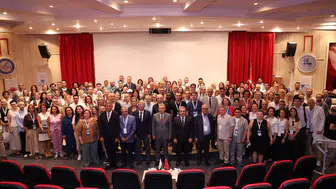 Yapay Zekâ Çağında Liderlik ve Yönetimin Geleceği İzmir’de Konuşuluyor