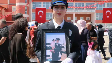 Şehit babasının üniformasını gururla devraldı: Sivas’ta duygusal mezuniyet