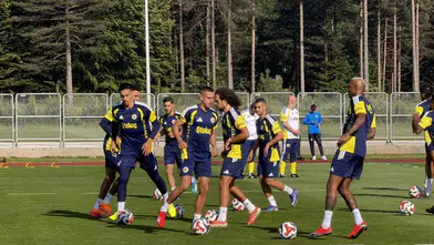 Fenerbahçe Düzce'de mesaiye başladı: İsmail Kartal'ın gözü yeni transferlerde