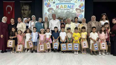 Çayırova'da karne sevinci: Minikler tatili coşkuyla karşıladı