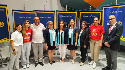 İzmir'de Genç Liderler "Dijital Çağda Çevre" İçin Buluştu