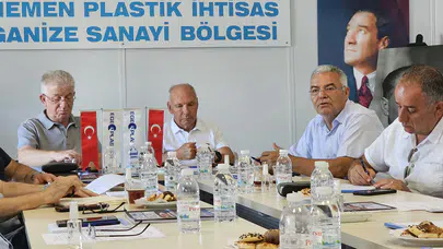 Plastik sektörü zirvesinde “Erken Sanayisizleşme” uyarısı