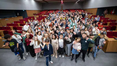 İzmir'de Eylül'de Çocuklar İçin Sanat, Bilim ve Spor Dolu Programlar Başlıyor