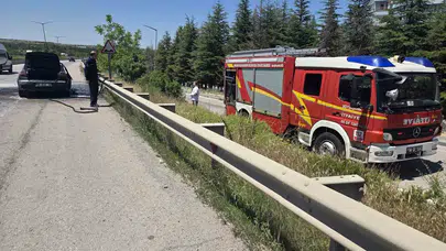 Elmadağ yolunda dehşet anları: Seyir halindeki araç alevlere teslim oldu