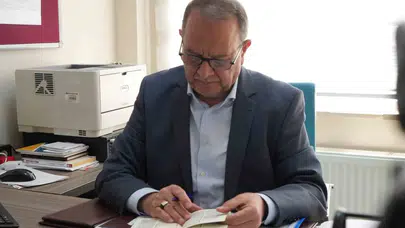 Sıra arkadaşlığından mesai arkadaşlığına: Bir ömür aynı çatı altında geçti