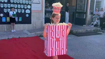 Çöp değil sanat eseri: Minik öğrencilerden podyumda çevreci mesaj