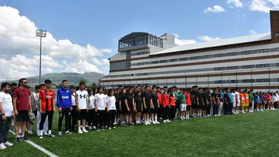 Erzurum’da futbol şöleni: Genç yetenekler Türkiye finalleri için sahaya indi