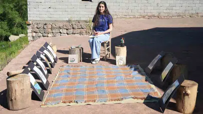 Sessizliğin içindeki sanatçı: Berfin’in fırçasından dökülen renkli dünya