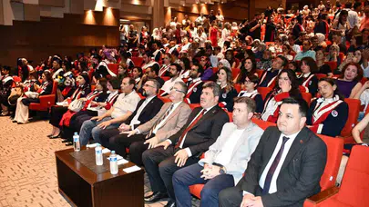 Halı sektörünün geleceği genç tasarımcılara emanet: Hayal kurmaktan vazgeçmeyin