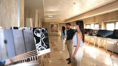 Objektifler bu kez kadın sağlığı için odaklandı: Hastanede sanat rüzgarı
