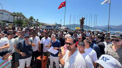 Marmaris’te esnafın gölgelik isyanı: Belediye binası önünde gergin anlar