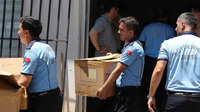Turistleri hedef alan sahte parfüm operasyonu: Binlerce ürüne el konuldu