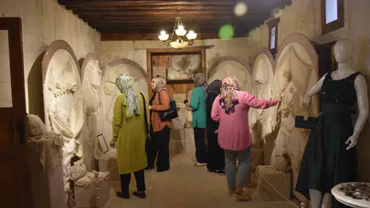 Şahinbeyli kadınların el emeği göz nuru eserleri Şehreküstü’nde görücüye çıktı