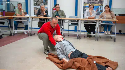 Karşıyaka’da afetlere karşı gönüllü ordusu kuruluyor: 4. dönem için kayıtlar başladı