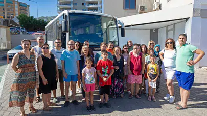 Narlıdere'de engelleri aşan mavi yolculuk: Denizle buluştular