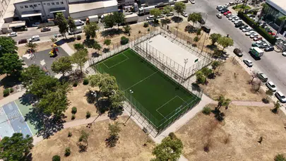 Bornova’da spor seferberliği: Velilerin çağrısına kulak verildi, sahalar yenilendi