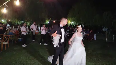 Uzun yillara dayanan dostluk evlilikle taçlandi: Pirepol ve Özincir ailelerinin mutlu günü