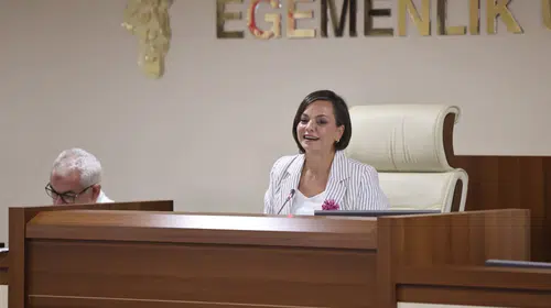 Karabağlar Meclisi'nde Gündem Hizmetler ve Yatırım Oldu