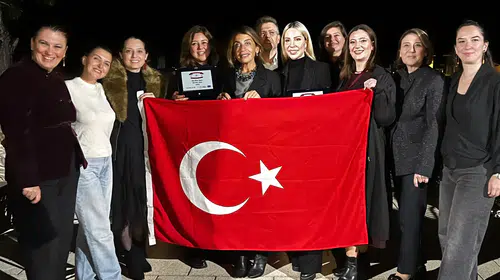 İzmir, 2027'de Uluslararası Bağcılık Turizmine Ev Sahipliği Yapacak