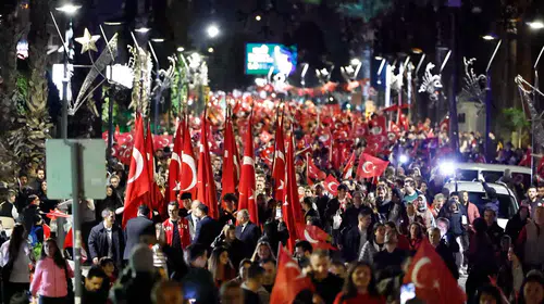 İzmir’de Cumhuriyet’in 103. Yılına Görkemli Kutlama