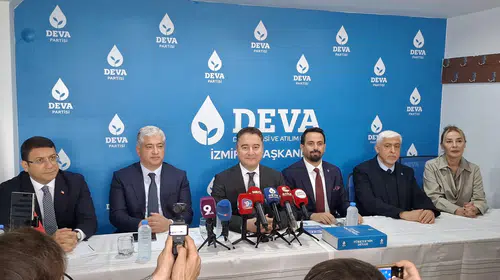 İzmir'de Ali Babacan'dan İktidara  Uyarı