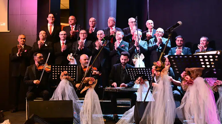 Zeki Müren’in Unutulmaz Şarkıları Manisa’da Yankılandı