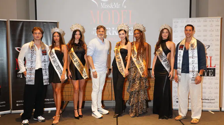 Miss & Mr. Model of Türkiye 2026 İzmir Ön Elemesi Yoğun Katılımla Gerçekleşti