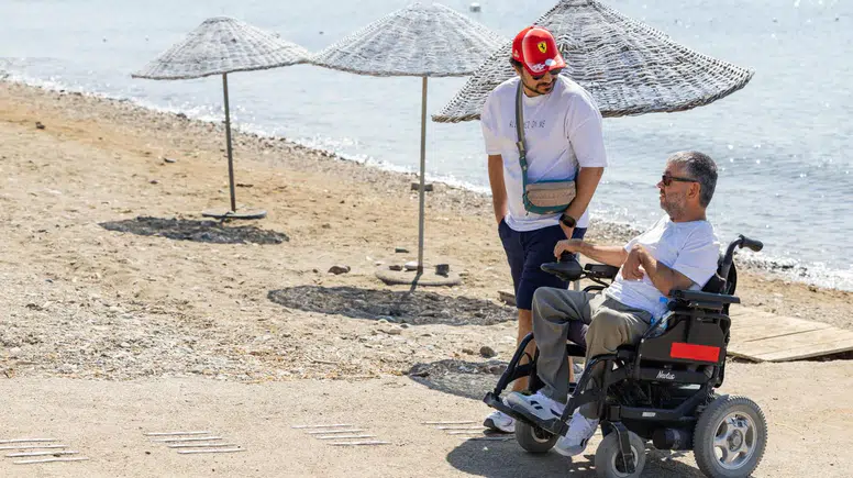 Özgürlüğe yüzdüler