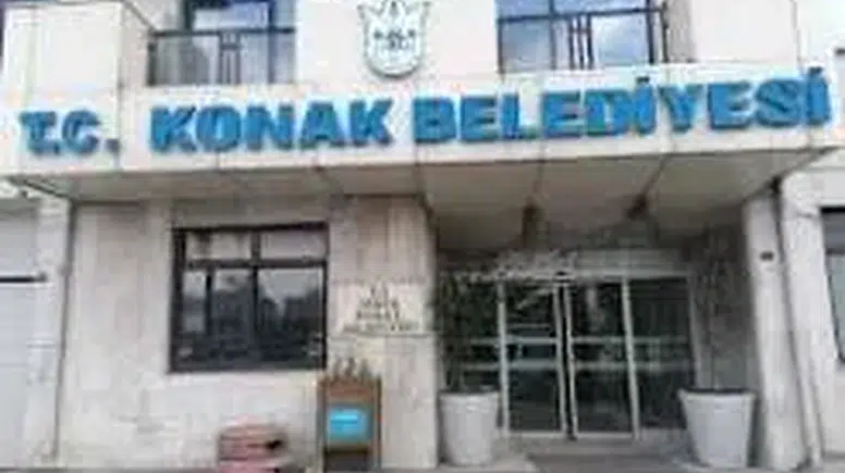 Konak’ta 20 Mahallenin Birleştirilmesi Gündemde