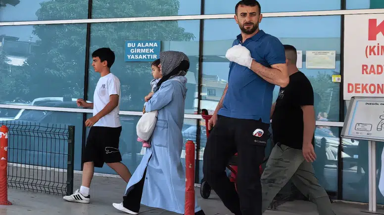 İnegöl'de mobilya fabrikasında korkunç kaza: Bir anlık dikkatsizlik parmağından etti