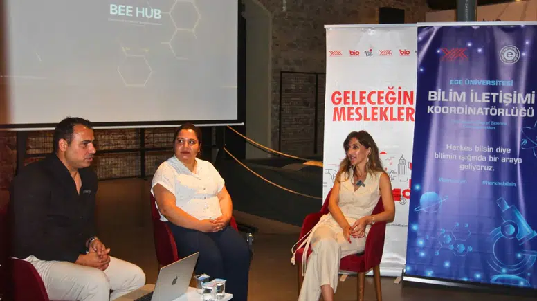 Dijital dünyada kariyer rotası: Yapay zekâ korkutuyor mu, güçlendiriyor mu?