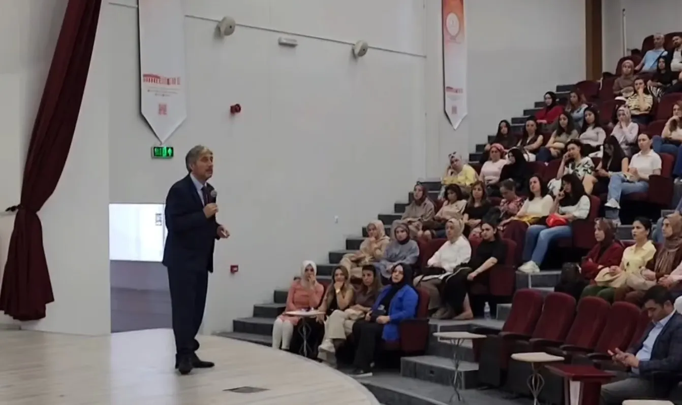 Kütahya’da rehberlik hizmetlerinde vizyon toplantısı: Eğitimciler yeni döneme hazırlanıyor