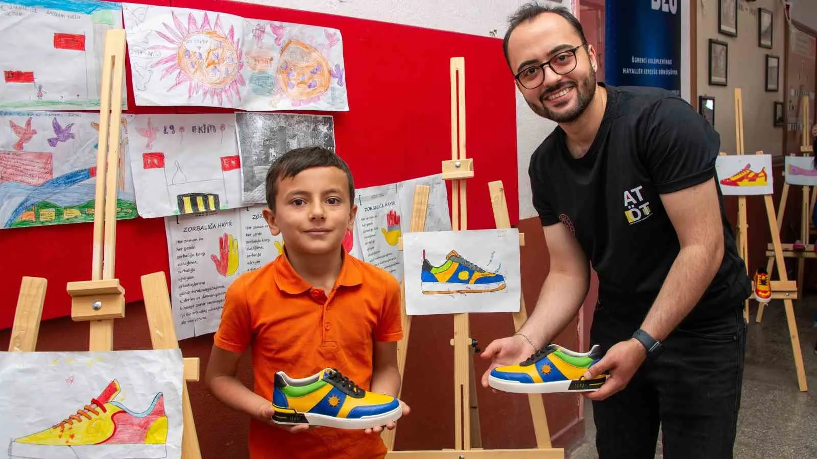 Minik ellerin hayalleri Selçuk Üniversitesinde ayakkabıya dönüştü