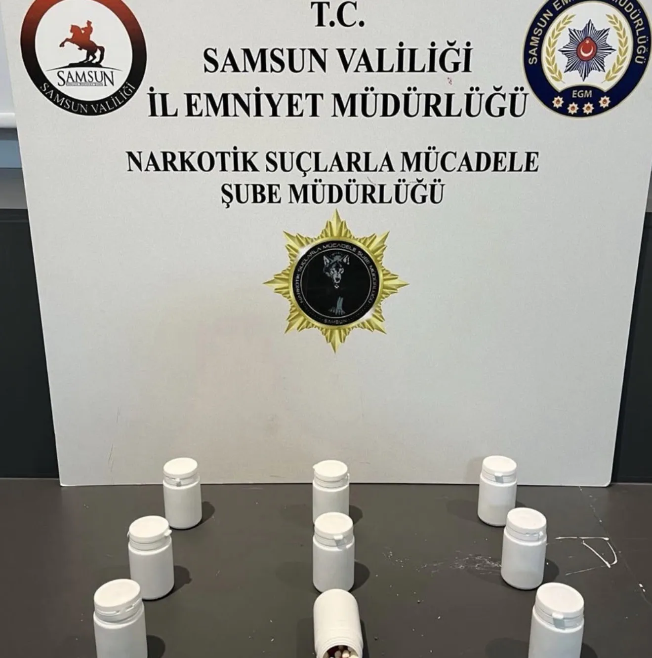 Samsun'da zehir tacirlerine eş zamanlı darbe: 6 gözaltı