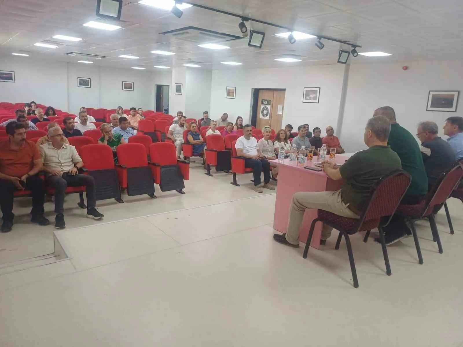 Burhaniye eğitiminde yeni dönem planlaması: Müdürler bir araya geldi