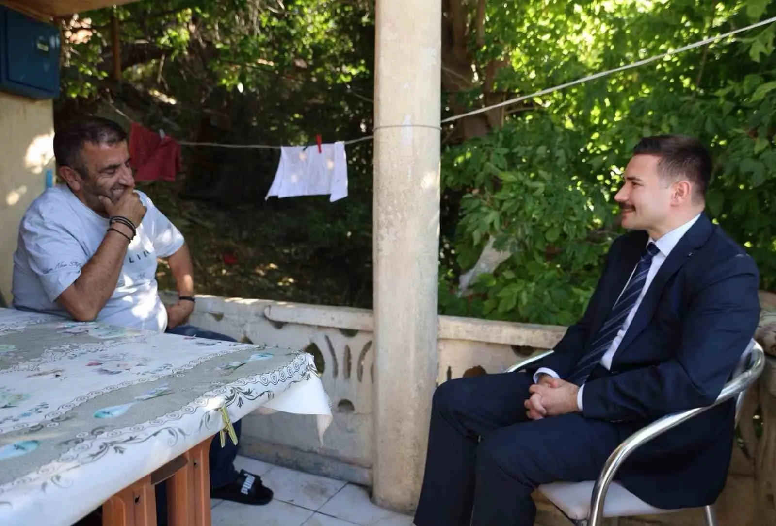 Gökçeada’da devletin şefkat eli hanelere uzandı: Kaymakam Acar’dan anlamlı ziyaretler