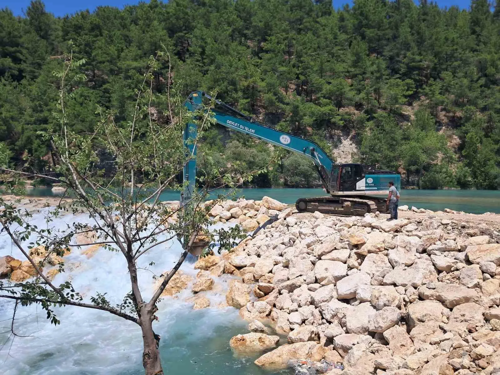 Alara Çayı’nda umutlu bekleyiş sürüyor: 13 gündür izine rastlanmadı