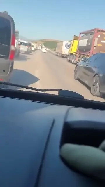 Bursa otobanında korku dolu anlar: Ölümden saniyelerle döndü