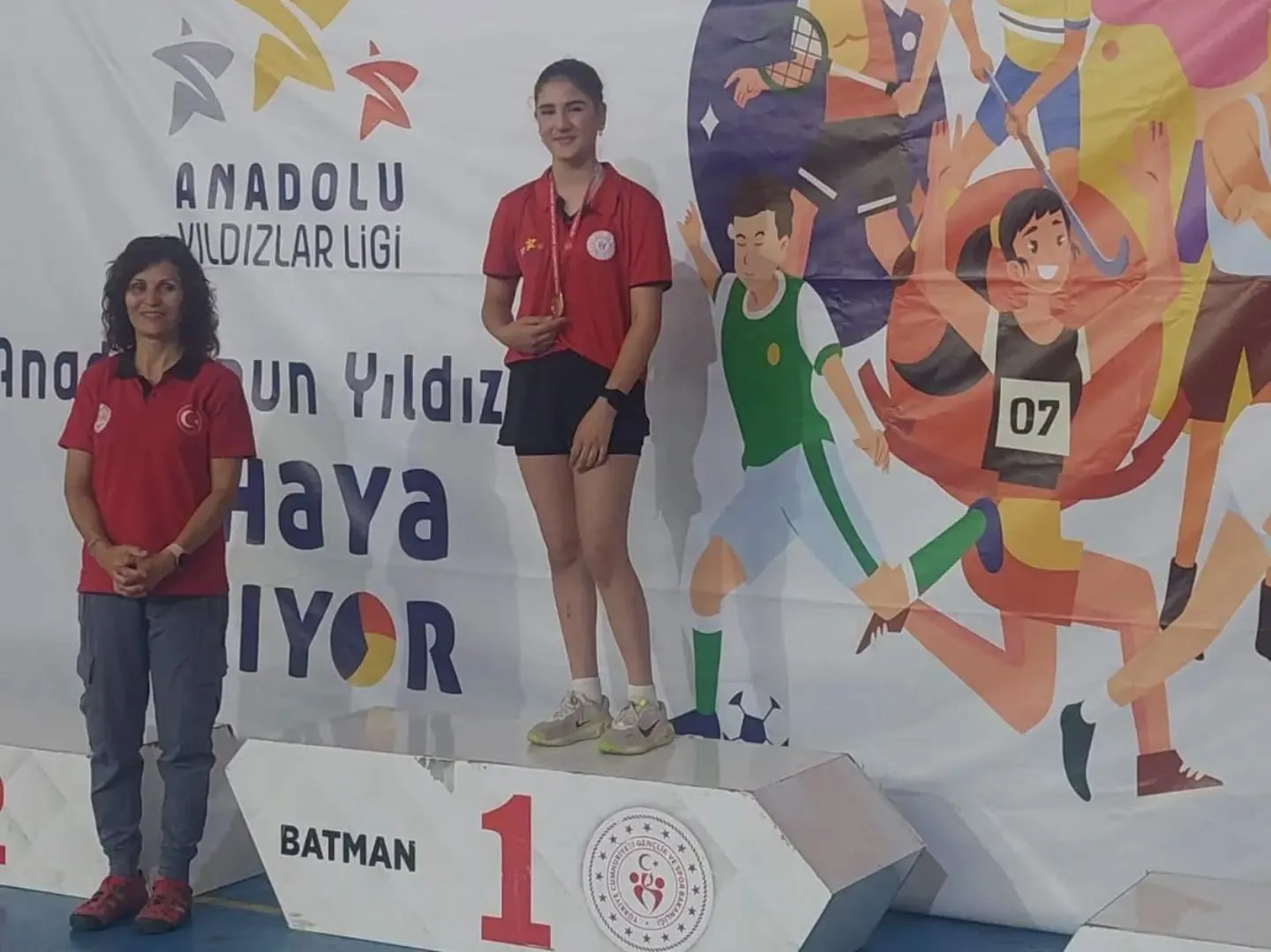 Sivaslı sporcuların Batman çıkarması: Türkiye Finalleri biletini kaptılar