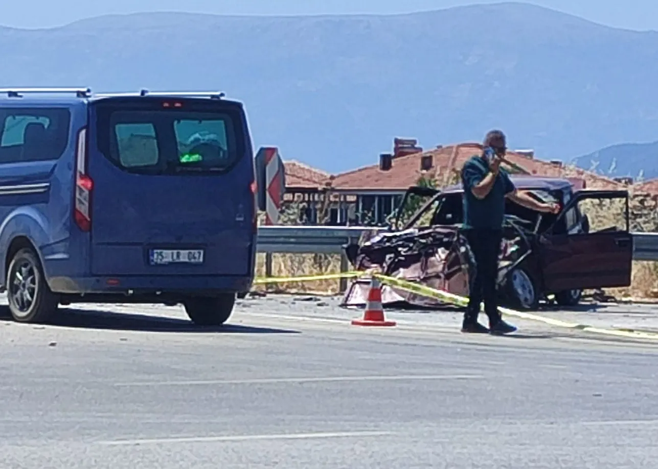 Kaderin acı oyunu: Üç ay önce oğlunu toprağa veren anne şimdi yoğun bakımda