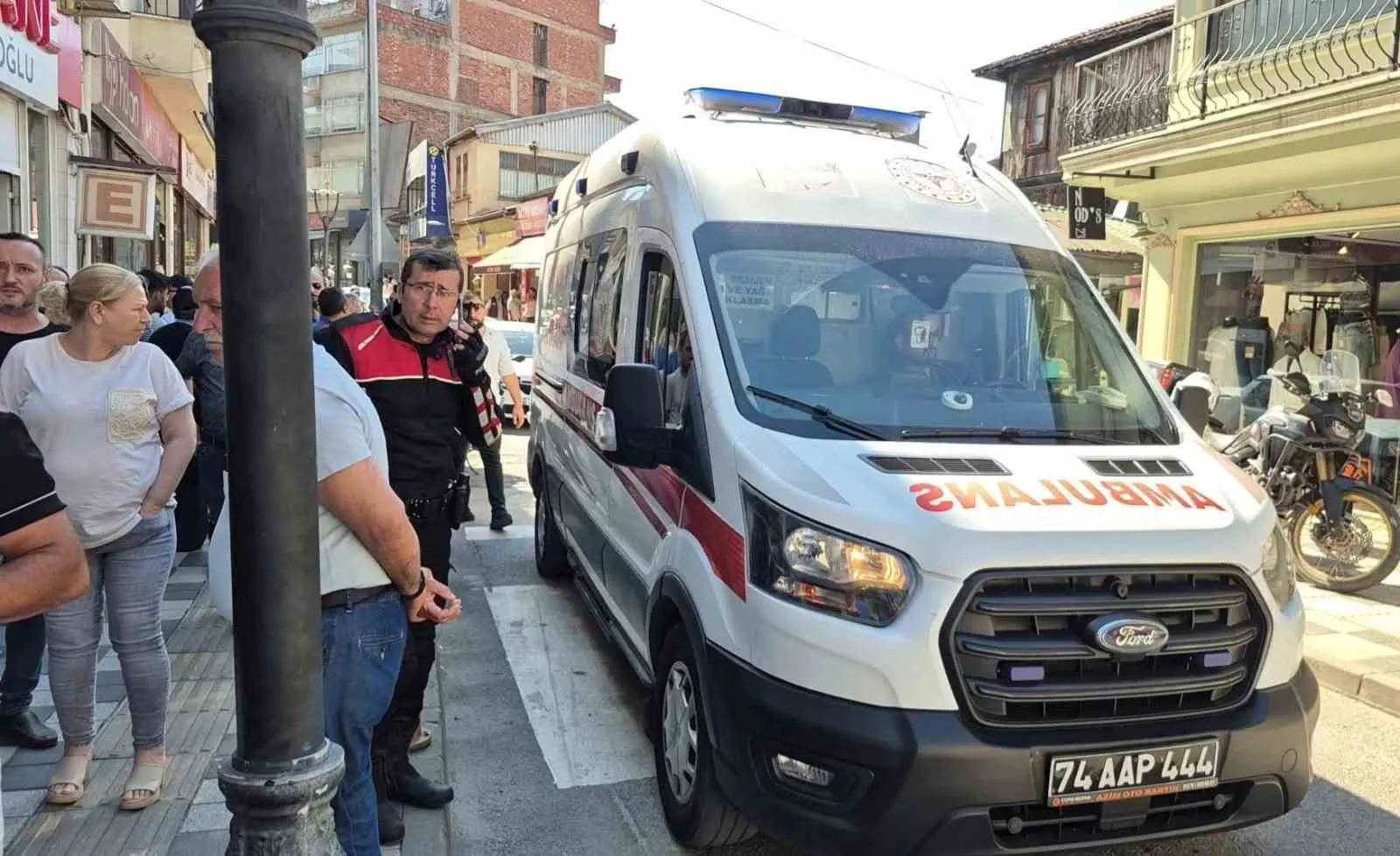 Bartın'da şüpheli olay: Cadde ortasında kanlar içinde bulundu