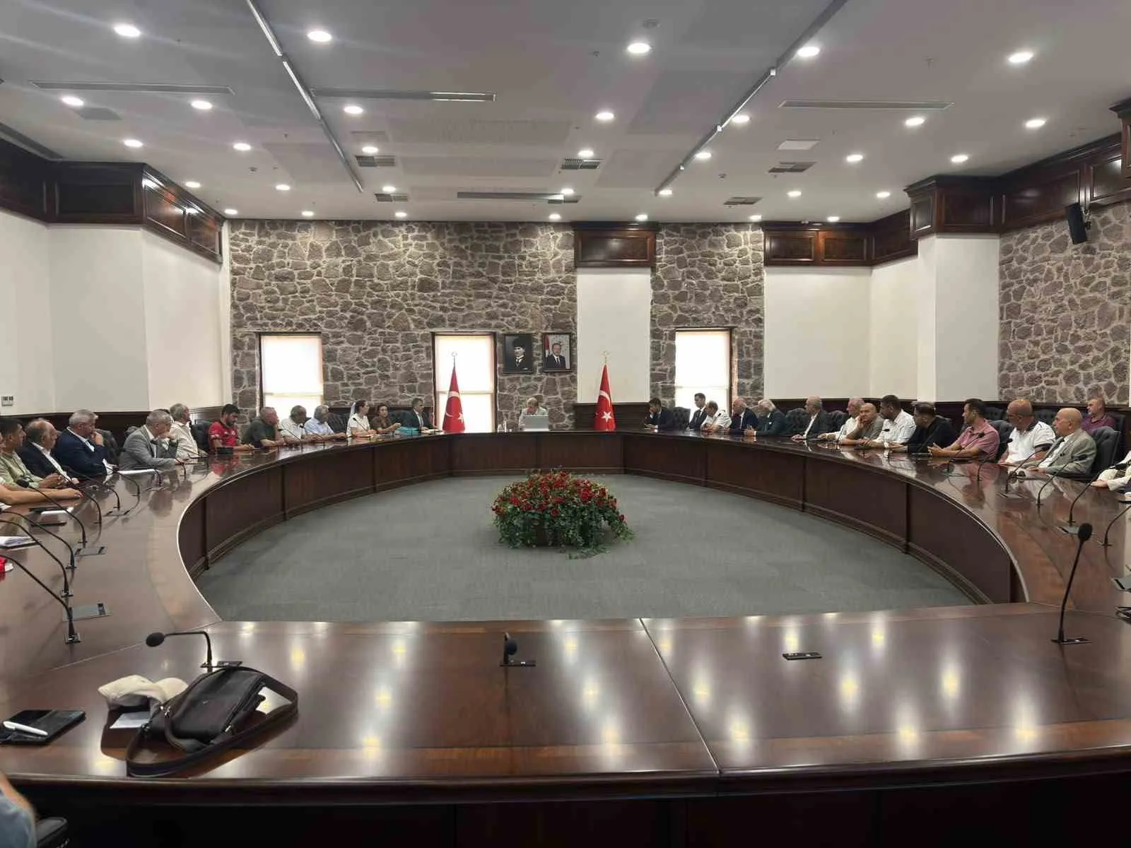 İzmir’de 15 Temmuz için dev seferberlik: 500’den fazla kurum aynı masada buluştu