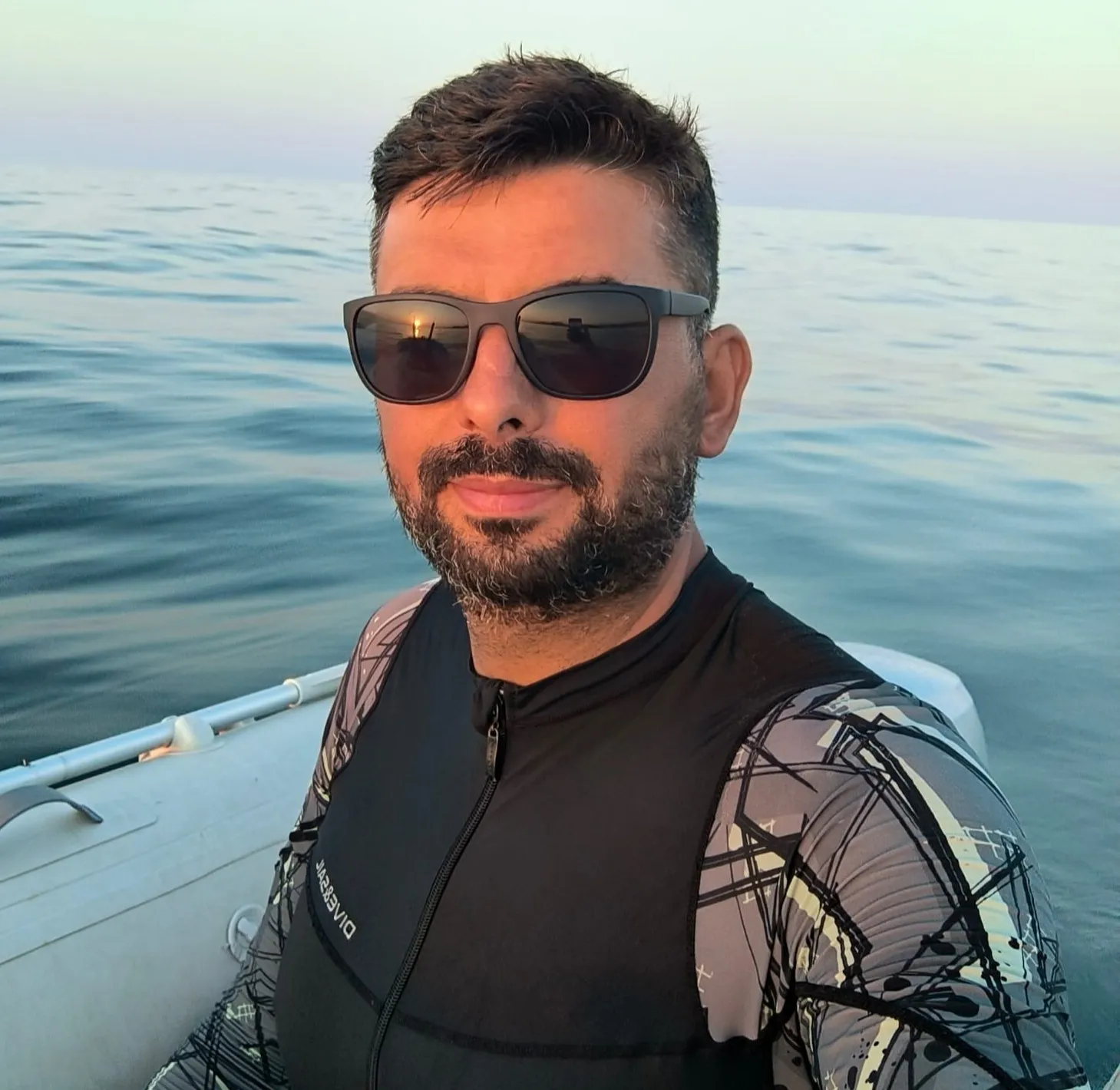Mersin açıklarında nefes kesen karşılaşma: Zıpkınla avlanırken devasa misafirle göz göze geldi